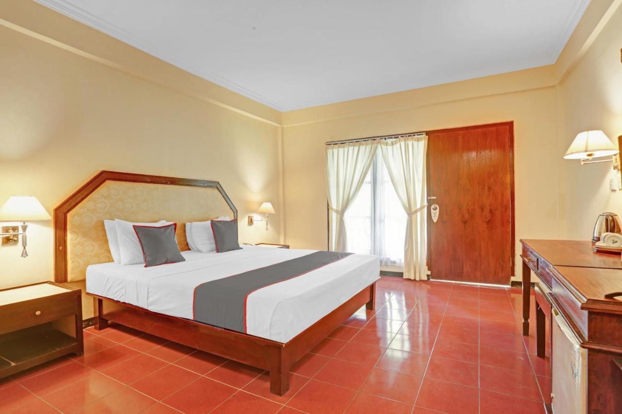 Collection O 90805 Aditya Beach Resort And Spa Lovina Exterior foto